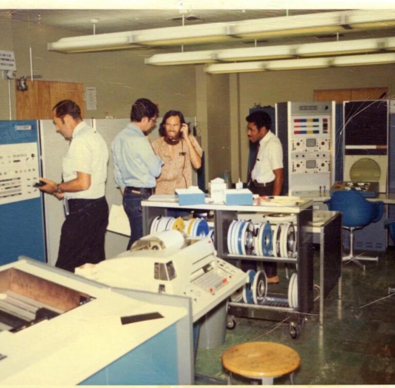 How Was the Internet Created Without the Internet? The Story Behind the Network That Changed the World